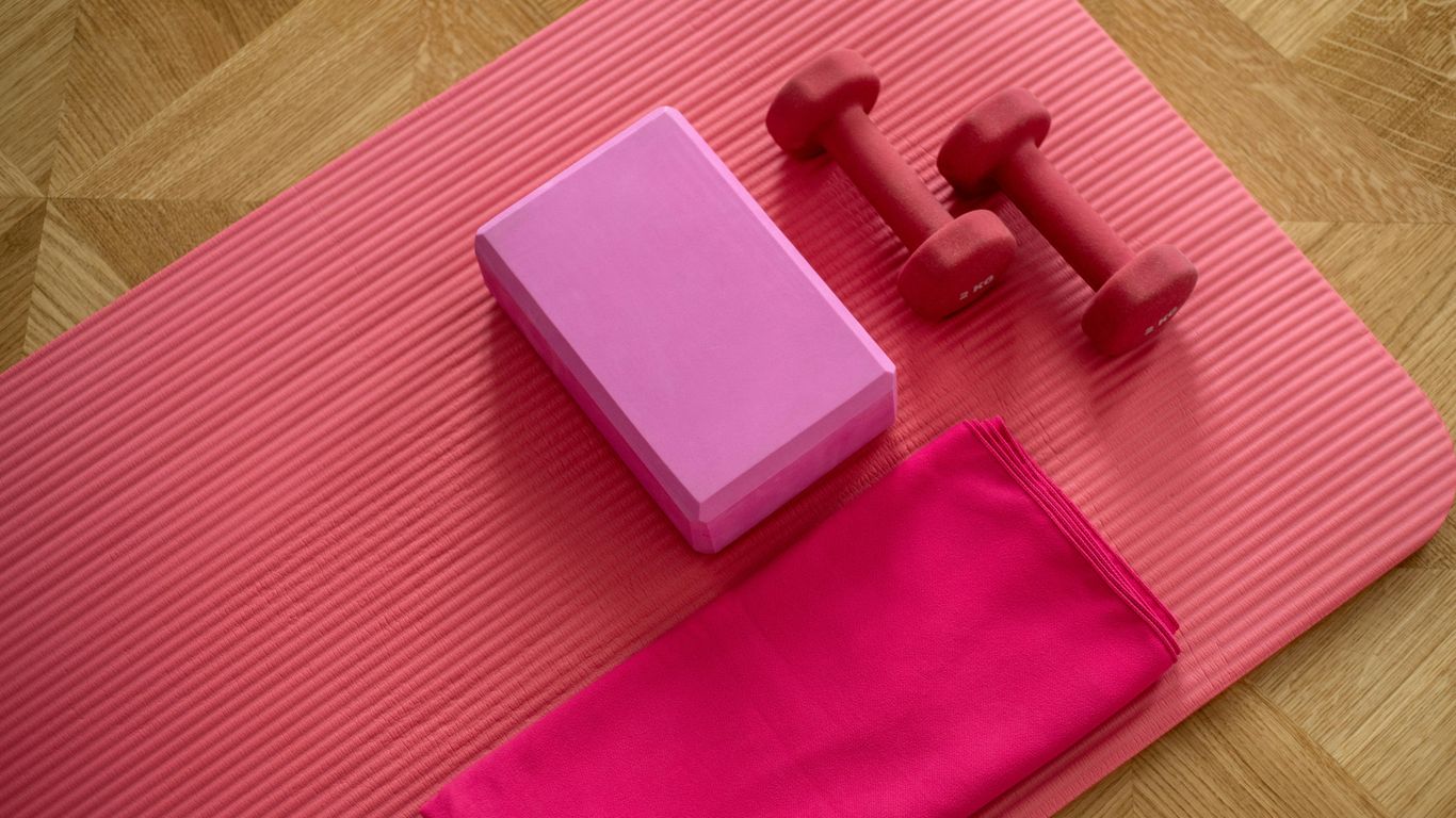 Adjusting gear settings for a challenging routine