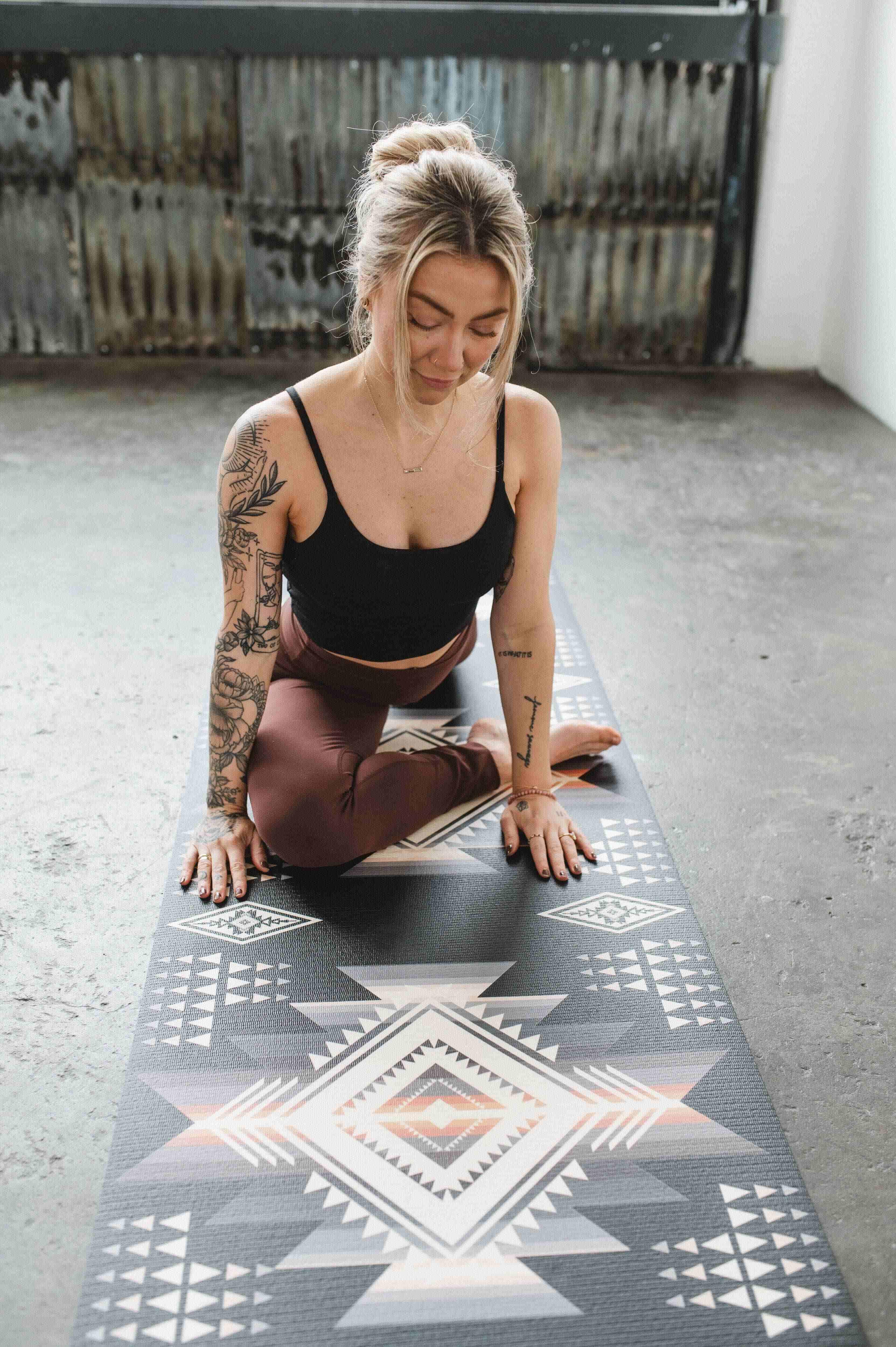 Yoga Mat | 6mm Thick | Multi Color | Non-Slip | Eco Friendly | Yune Yoga | Buffalo Hills Shadow - Yune Yoga
